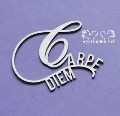 napis "CARPE DIEM"