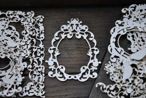 A LITTLE BIT  OF SWIRLS - ramki wz.2, 3 szt.